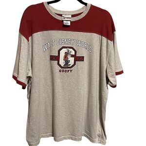 Walt Disney World- Unisex Grey and Dust Red Goofy 1934 Embroidered Graphic, XL